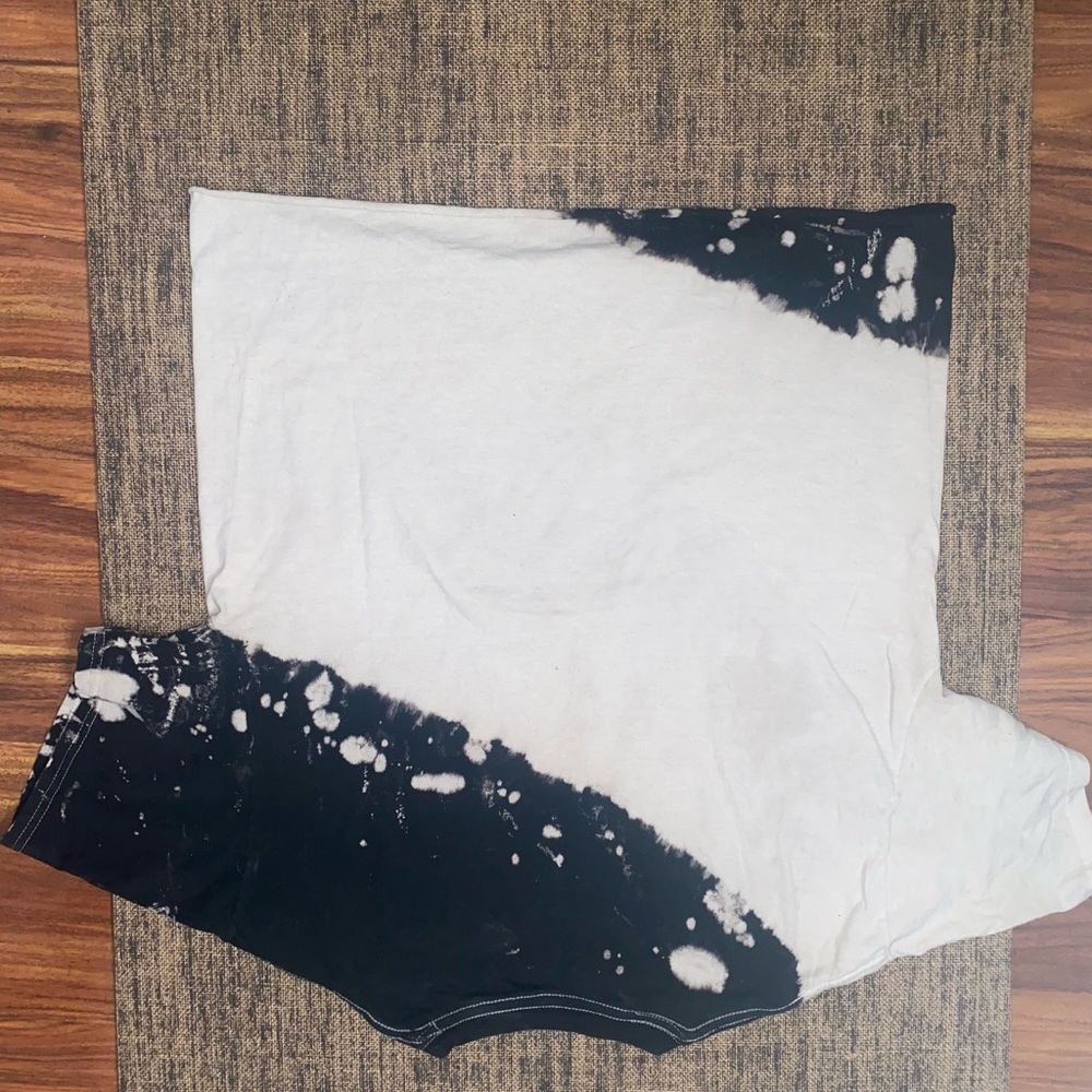 Pink Floyd Crop Top - Picture 6 of 6